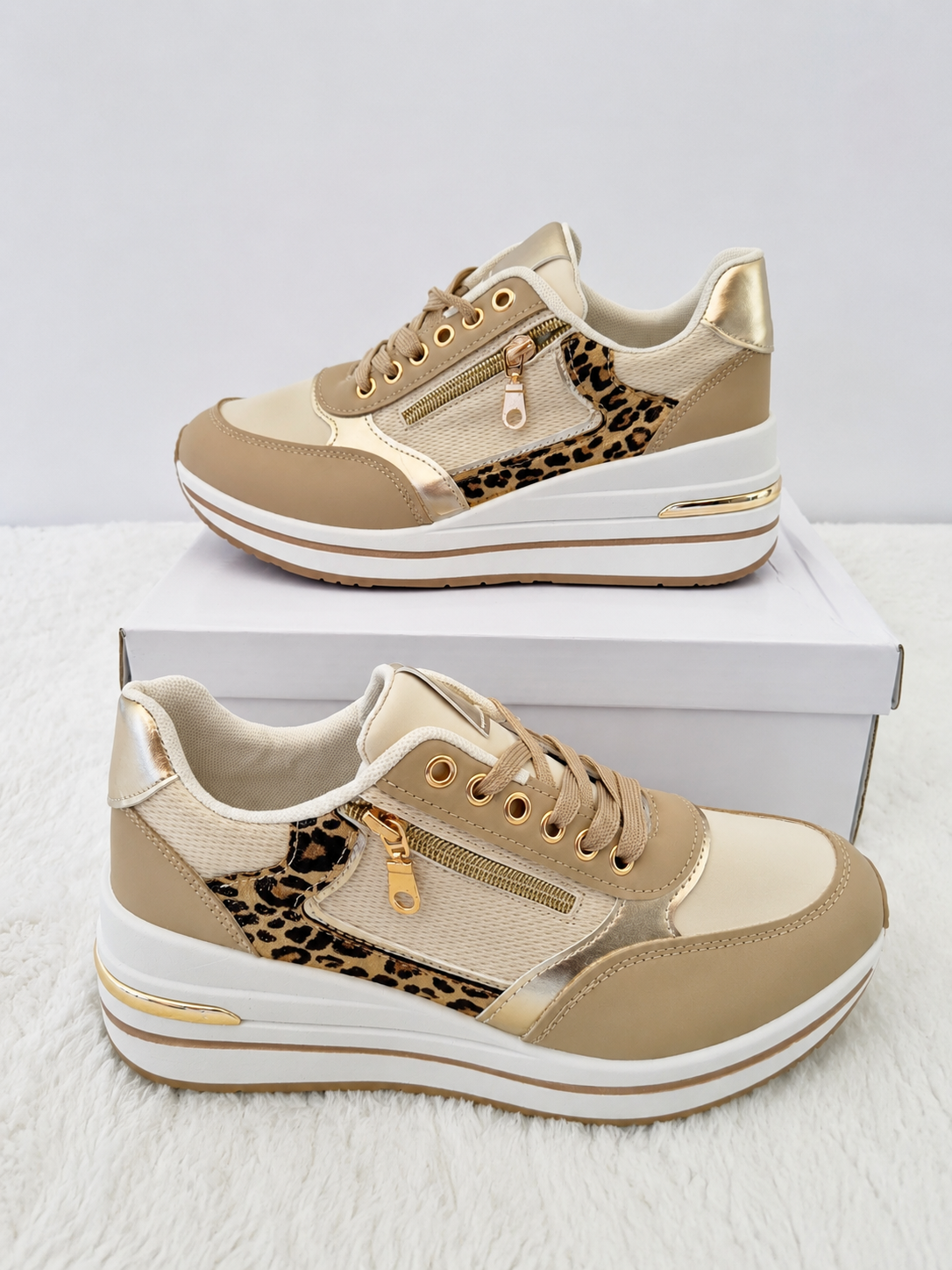 Baskets compensées beige & léopard